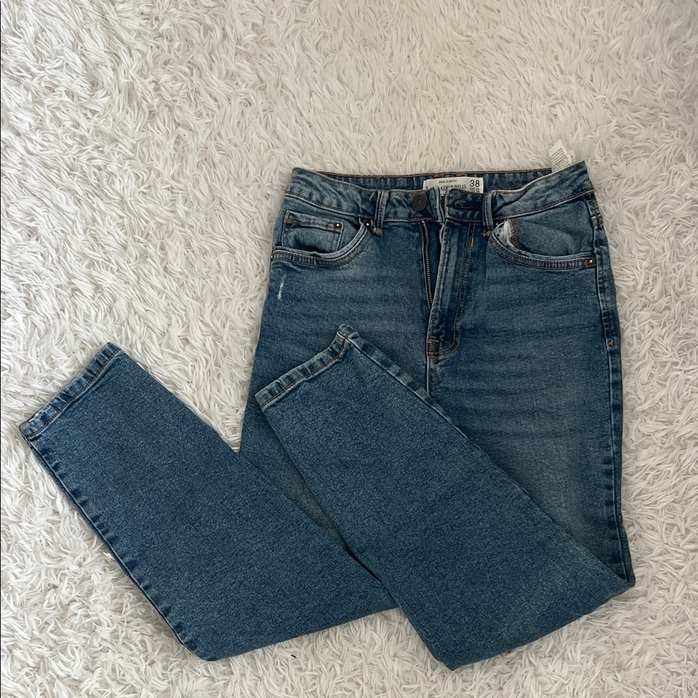 Stradivarius High Rise Blue Jeans